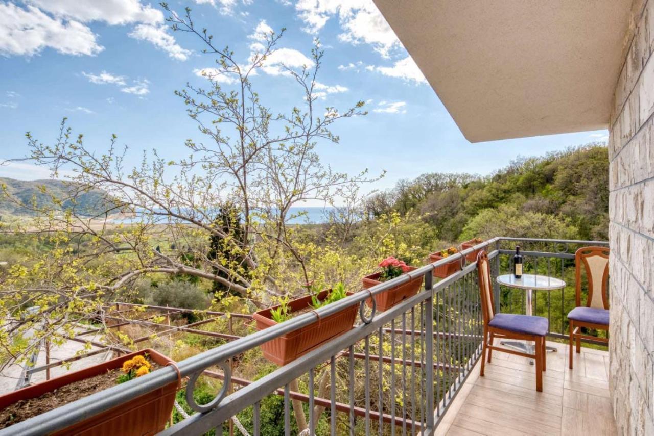 Savovic_Lux Apartment Petrovac ภายนอก รูปภาพ