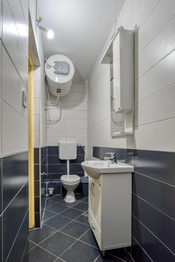 Savovic_Lux Apartment Petrovac ภายนอก รูปภาพ